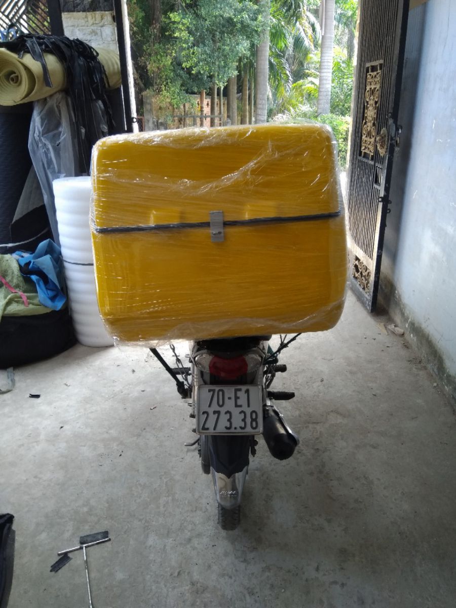 thùng chở hàng cho shipper