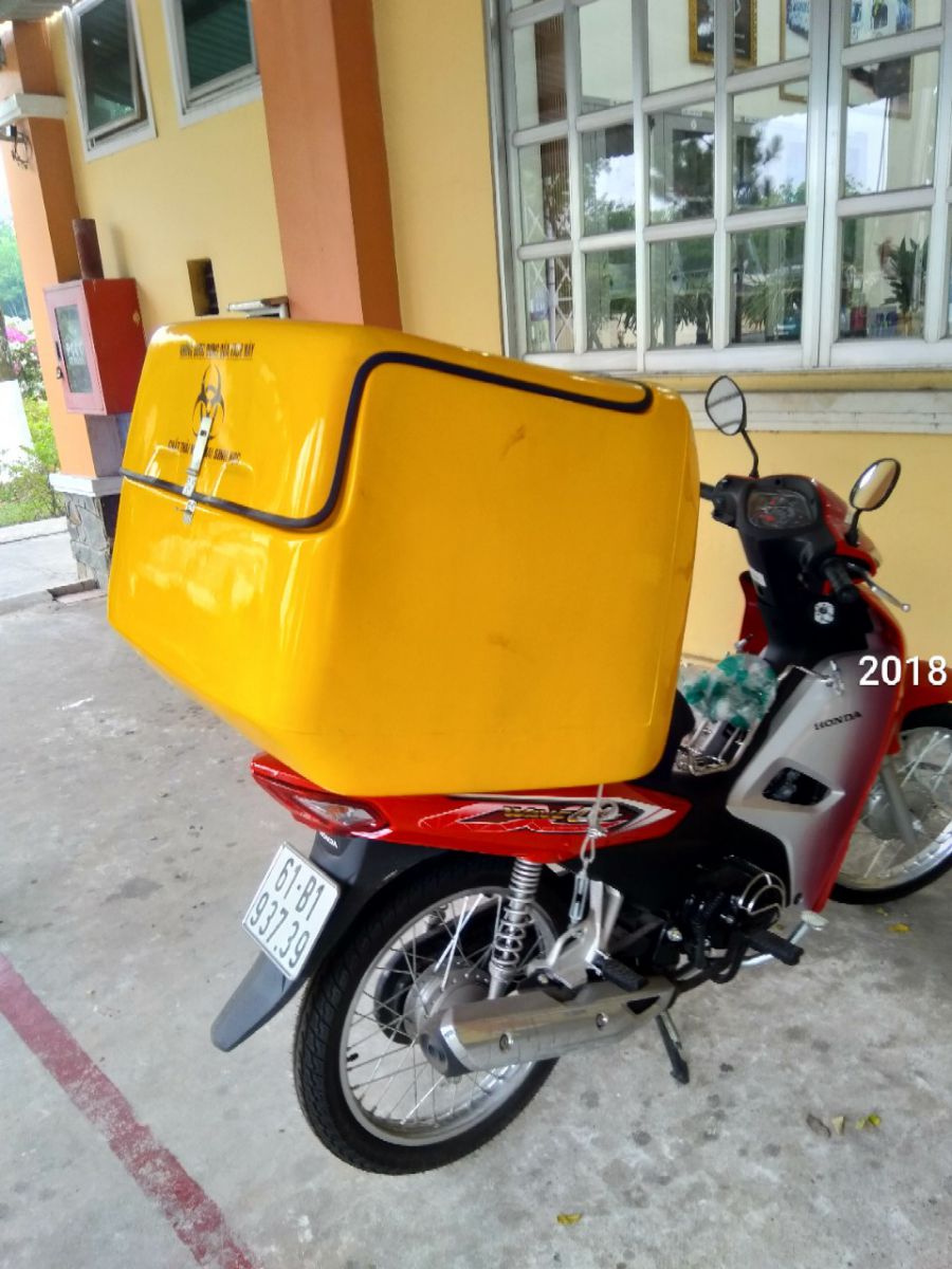 thùng chở hàng sau xe máy