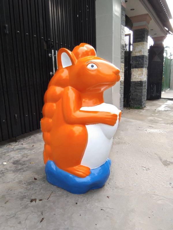 thùng đựng rác hình con thú
