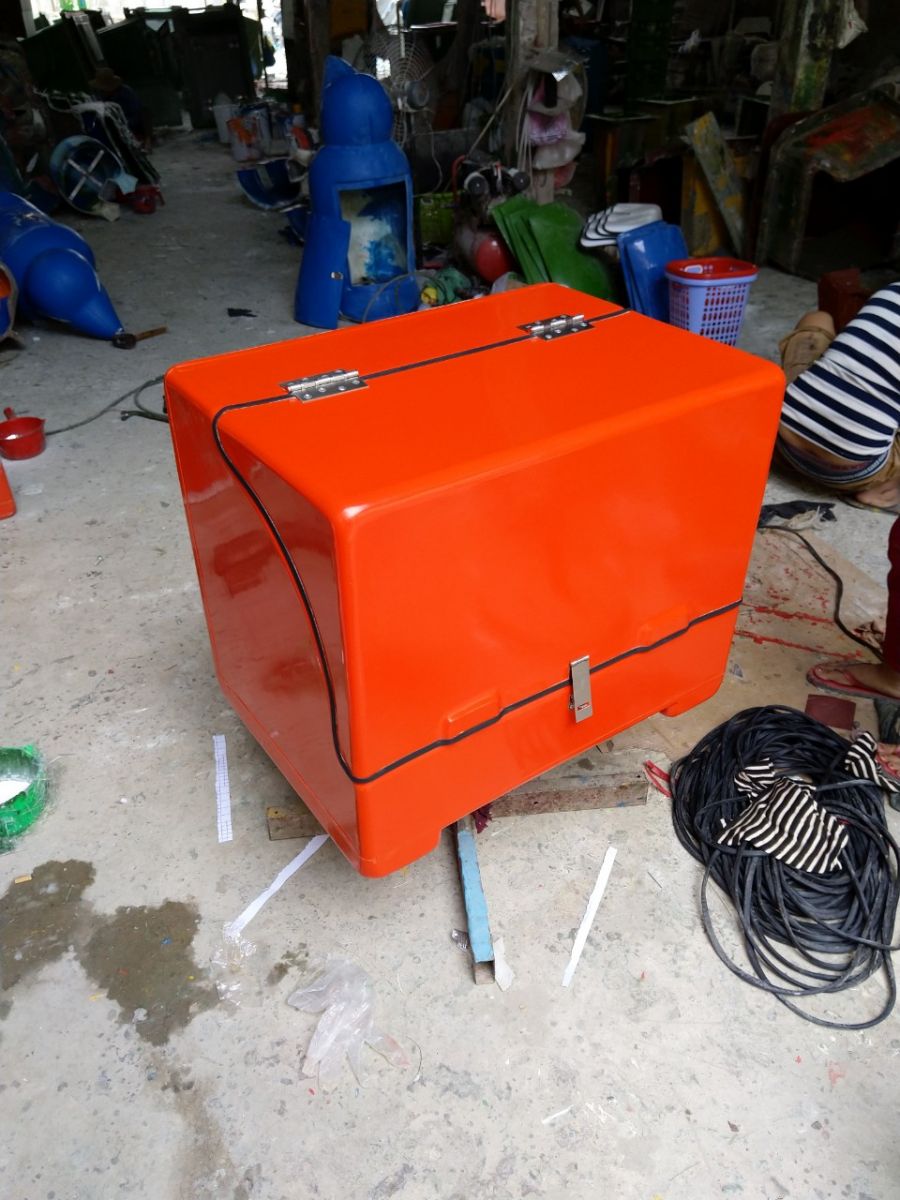 thùng ship hàng sau xe máy